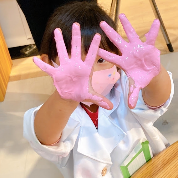 手が真っピンク!!