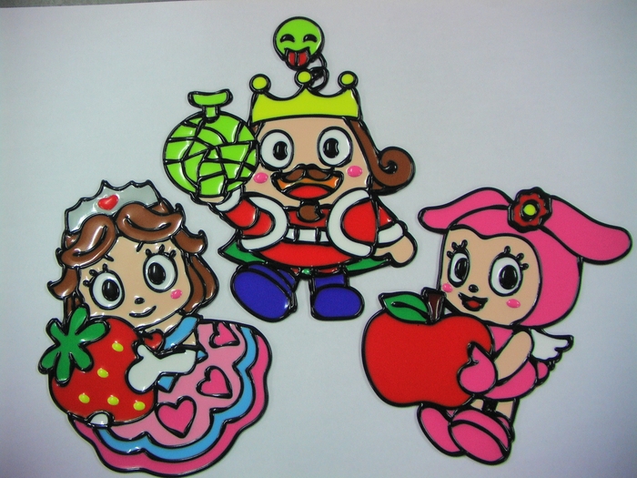 窓にペタっと貼れるペタペタ焼き ⓒおもちゃ王国CO.,LTD.