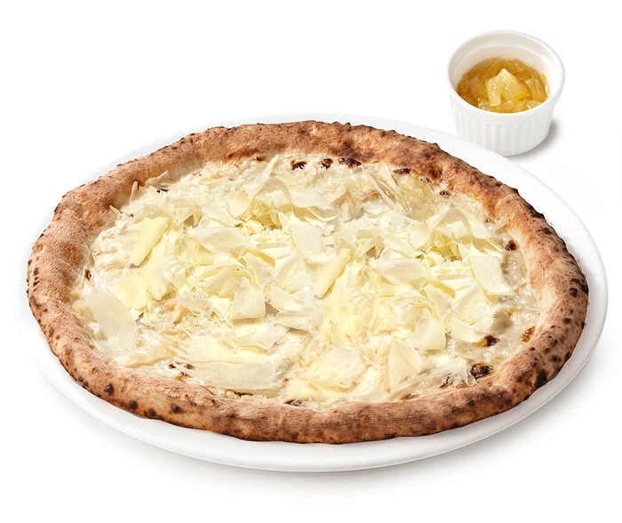 花びらチーズの5種チーズのピッツァ～ハチミツレモン添え～S 2,508円(税込)／M 2,838円(税込)／L 3,168円(税込)