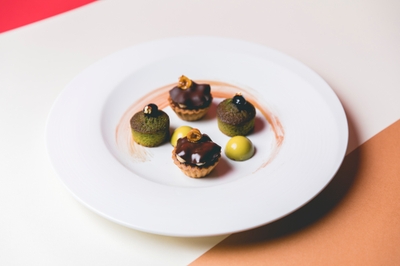 9KNkSYHunaBw0ZczEBVf.jpg?w=940&h=940