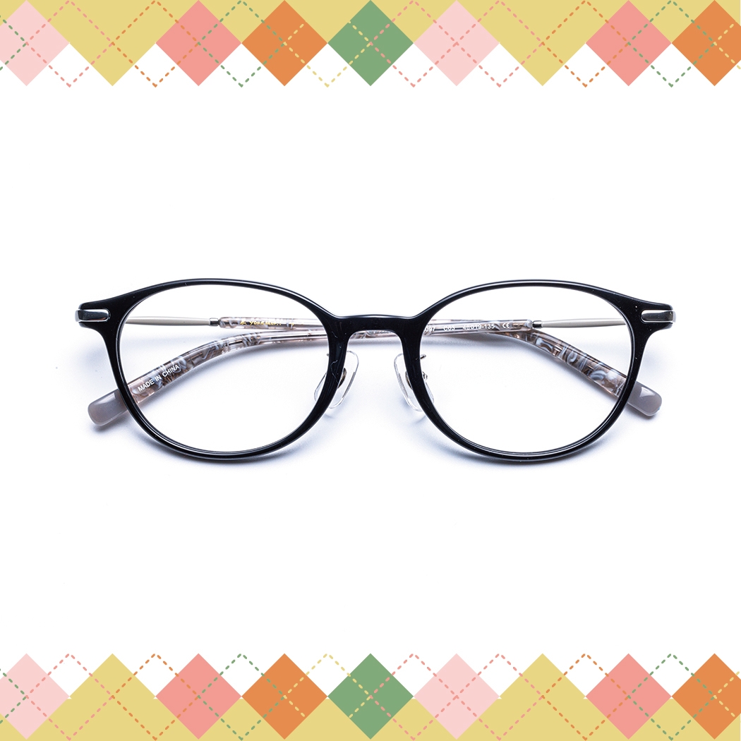 〈アニエスべー〉 遠近両用レンズ付セット 47,300円