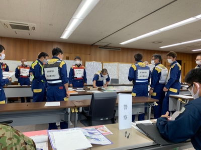 9MrOvgqhDDUoug75QiF9.JPG?w=940&h=940