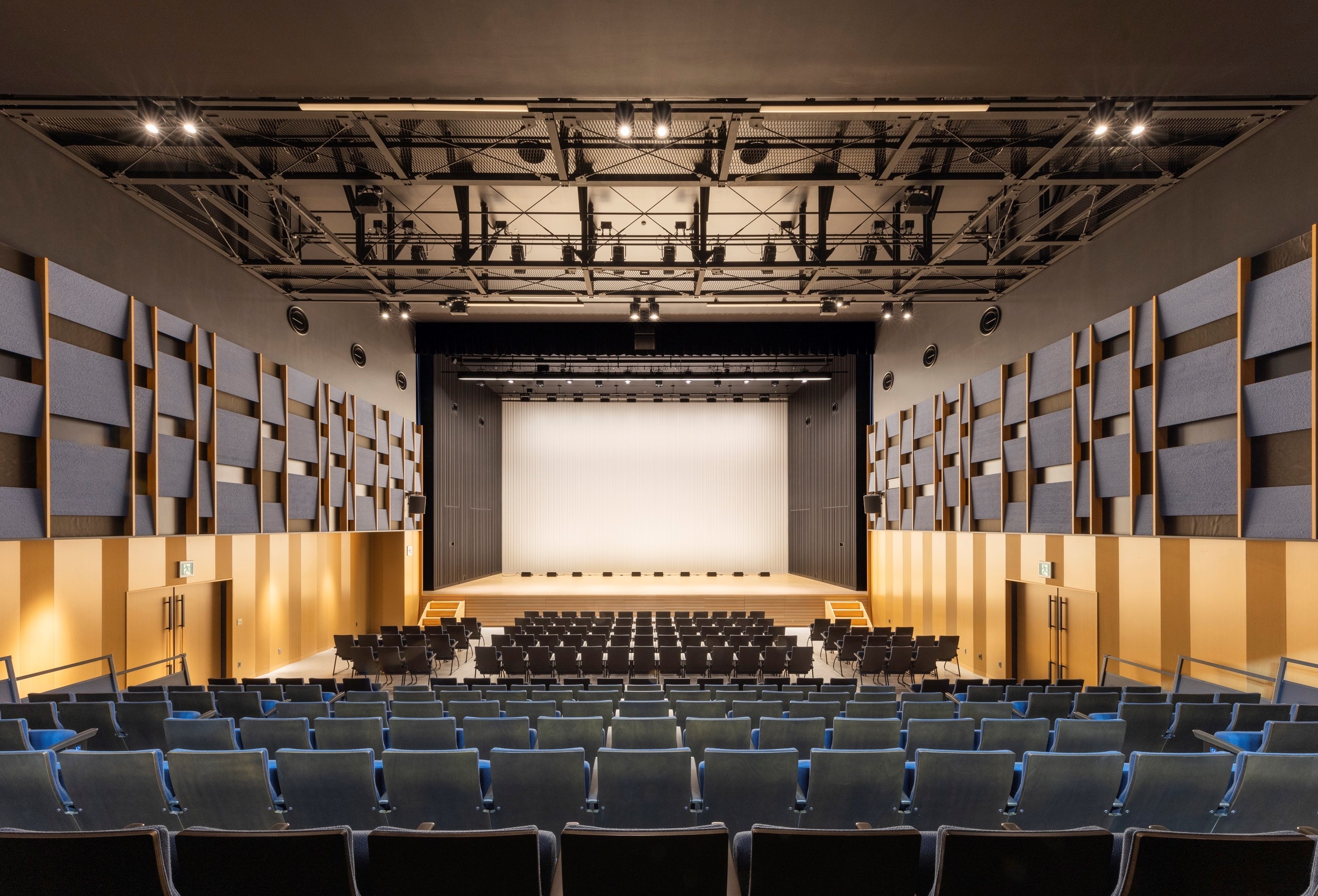 千葉県印西市の新設複合施設の受託運営開始 コスモスパレット パレットⅠ・パレットⅡ