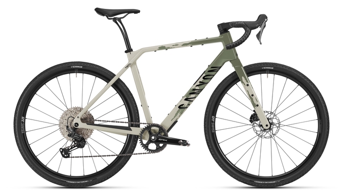 グリズル CF 7 ESCAPE ¥449,000(消費税込)