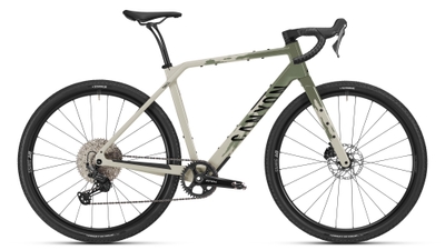 グリズル CF 7 ESCAPE ￥449,000（消費税込）