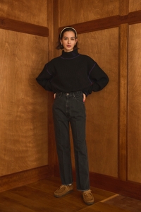 9SwirfaRvo0r4nb8cQUl.jpg?w=940&h=940