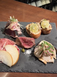 今回一押しの「まるごと高知の食材プレート」
