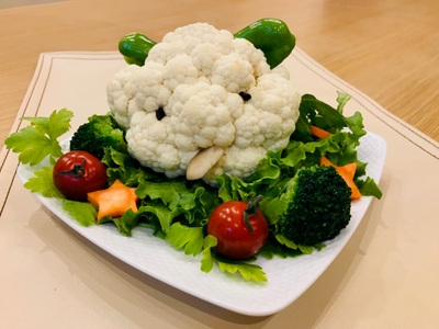 野菜アートした、自称“野菜のハチ公”からの・・・