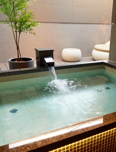 9nQRzL6ie82O3CglQBHp.jpg?w=940&h=940