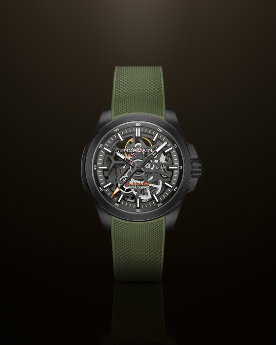 Independence Skeleton 40mm DLC-1