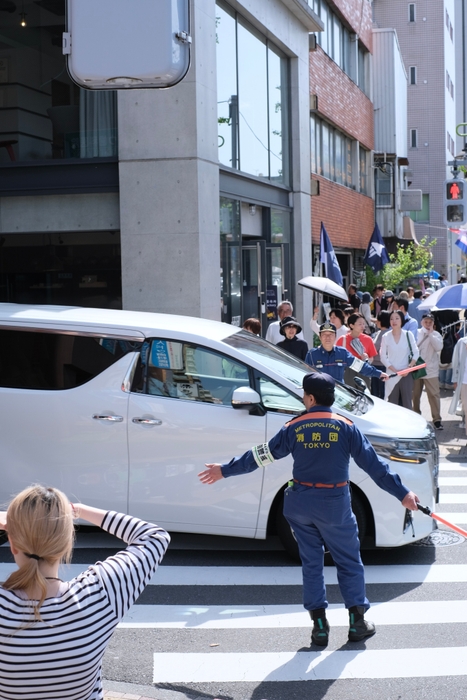 地元消防団の方がイベントを引き締めます。