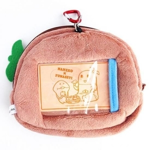 なめこ栽培キットの個性的なぬいぐるみマスコット