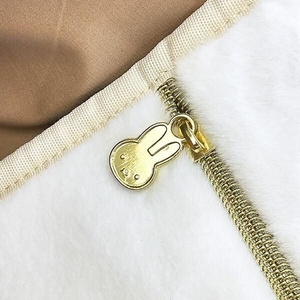 ミッフィーのファーバッグ