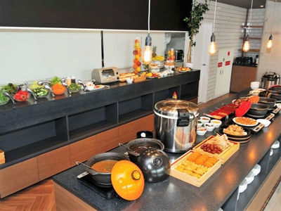 9zY1HxAgLaZ8W4v37tfl.jpg?w=940&h=940