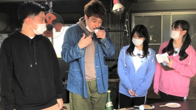 A4ULmsia7ilgI0K7Toqz.jpg?w=940&h=940