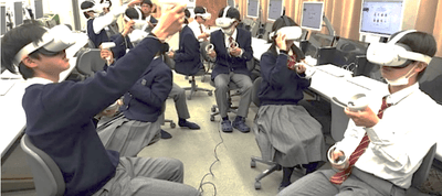 令和4年（2022年）に行ったメタバース研修会の様子