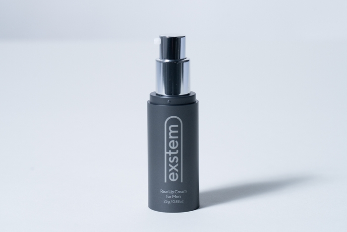 高級感のあるボトルが毎日のケアを特別なものに