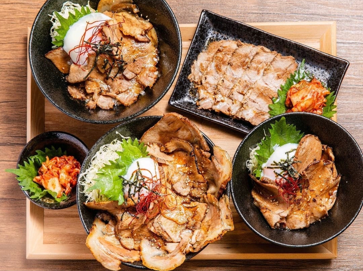 Meとeat しよう!元気がでるがっつり飯!炙りチャーシュー丼専門店「ミートイート」が新長田にオープン!
