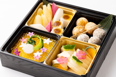 A9CSHDyRmUXSTueClovn.jpg?w=940&h=940