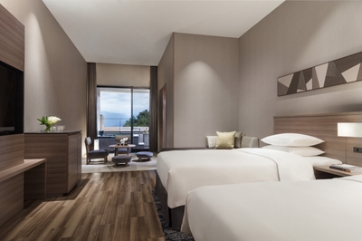 ACMHmIVxO8uvb1ZvmTNi.jpg?w=940&h=940