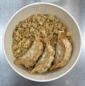 大阪王将　炒飯＆餃子（画像はイメージです。）