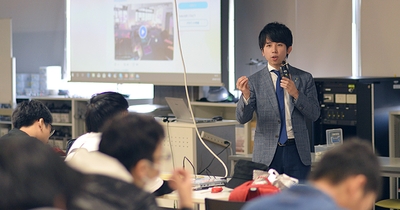 AEoZS6Bb0SlZkvx6Ep75.jpg?w=940&h=940