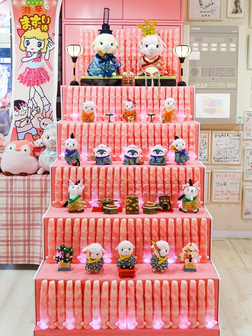 ピンクに光る!岩下の新生姜キャラクター5段ひな飾り