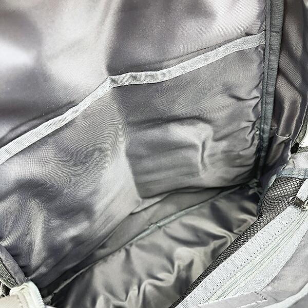 スヌーピーのシンプルで容量抜群のリュックサック