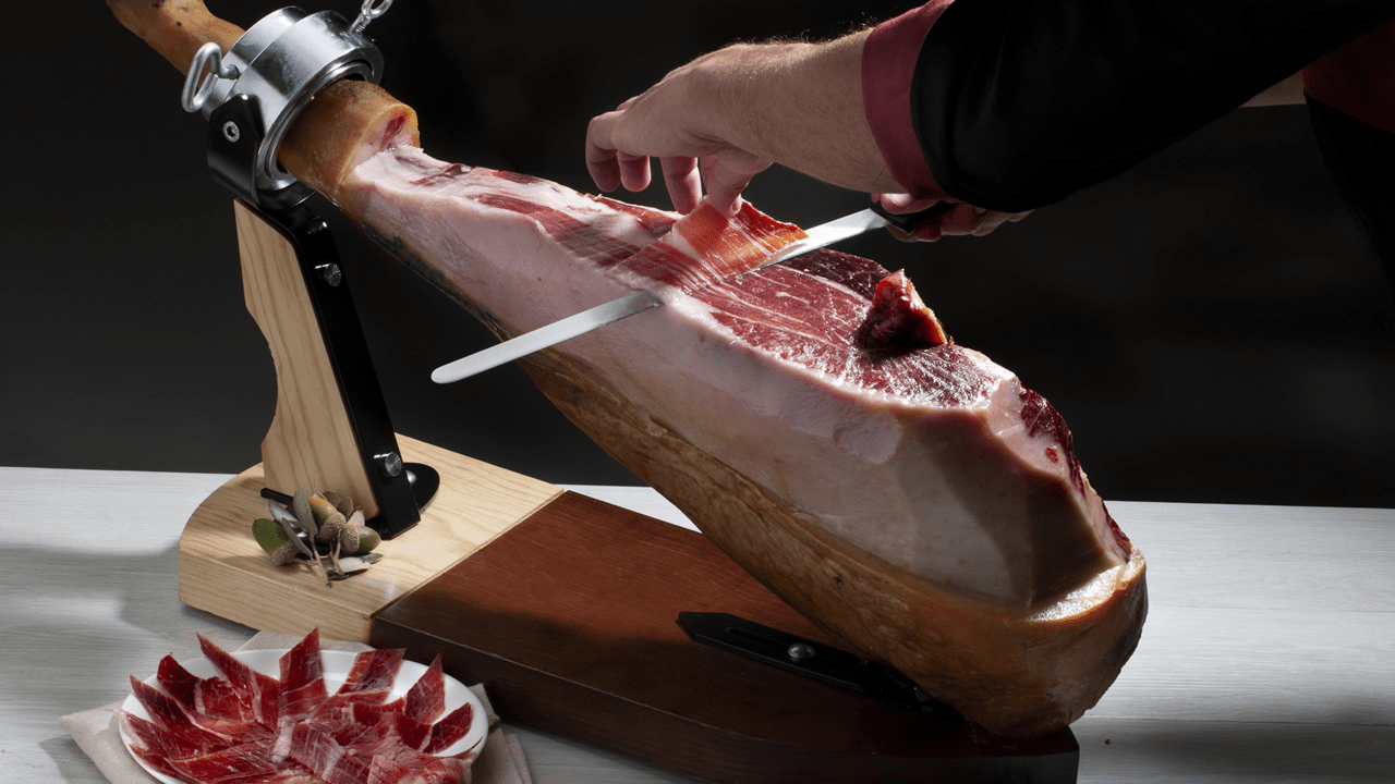 ふるさと納税でもらえる「生ハム」を徹底調査|原木も人気【2020年10月】