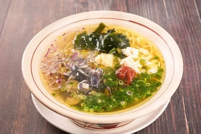 AIdX7m5YgnEu8mC9N1wq.jpeg?w=940&h=940