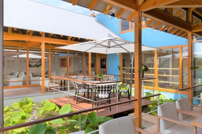 AKBNBqxcgGbHoCE8iUoO.jpg?w=940&h=940