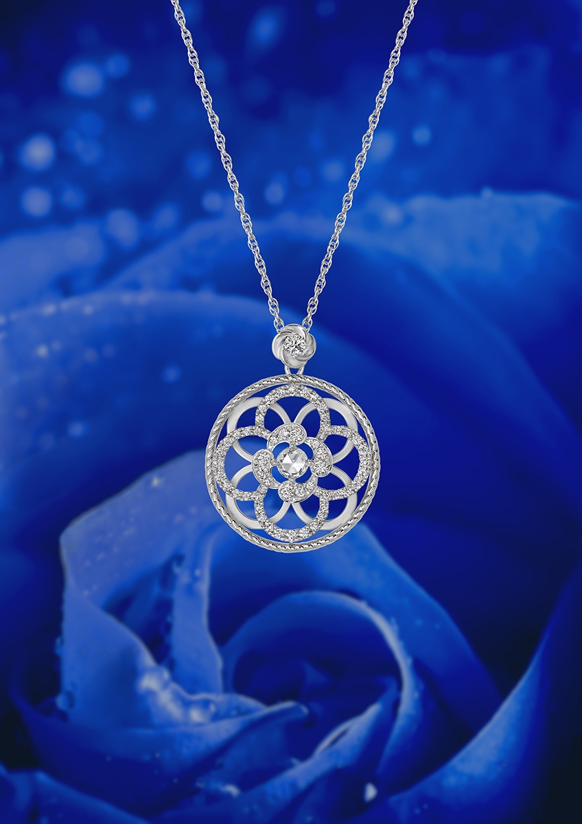 クイーン・オブ・ダイヤモンド」モニッケンダムから、 エリザベス女王