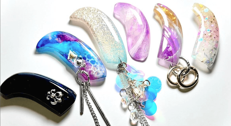 ネイルの技術を応用した高品質のデザインを施すことが可能。