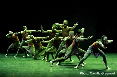 AUwgXaCy7Id3xEbi6btz.jpg?w=940&h=940