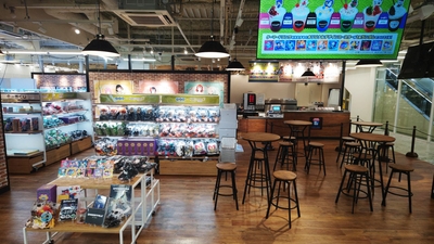 AYQIBp6lThBLTh58Kjsx.jpg?w=940&h=940