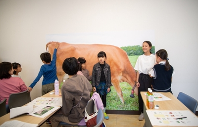 AaJB2aI6EZ1CPIjw1gTi.jpg?w=940&h=940