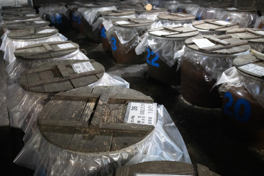 【泡盛】古酒と言えば1946年創業の山川酒造！長期熟成した泡盛は芳醇で深みのある味わい