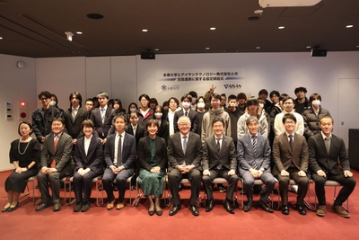 AfvCpTTUL8ibByfJxXXa.jpg?w=940&h=940