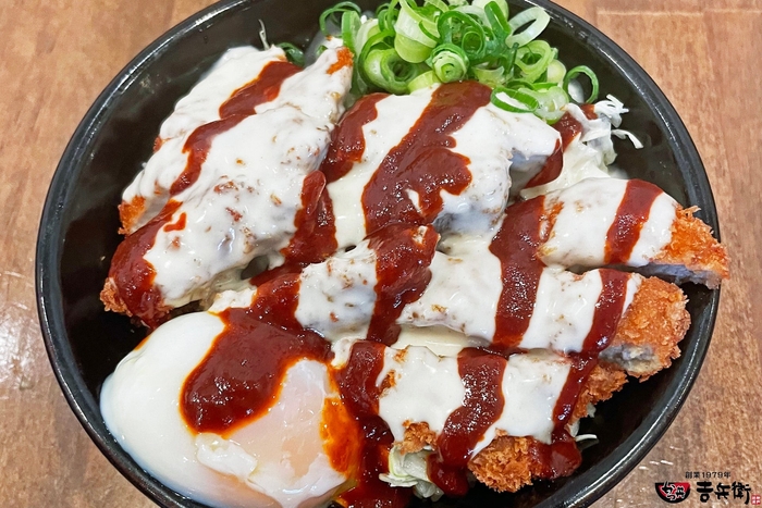 紅白かつ丼