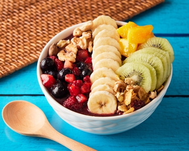 超豪華！！フルーツ全種盛りの贅沢アサイーボウル