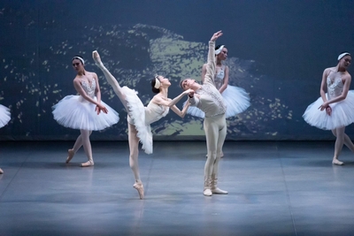 AnwvMSEr1uJQEDhU3Ry5.jpg?w=940&h=940