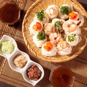 「黒胡麻坦々めんつゆ」「すだち鰹めんつゆ」使用イメージ