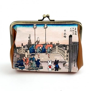 ArrQOfeHNYrTFURDDrIC.jpg?w=940&h=940