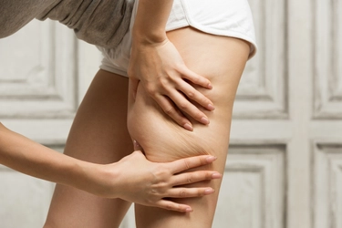 「1週間で脚痩せすることは可能！？簡単にできる方法を紹介」ミス・パリのBeauty Picksにてダイエットに関する記事を公開