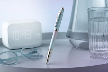 【新発売】シェーファー新作「エクスプレッションズ」発売。自分らしく綴る、ボールペン・万年筆とギフトセット