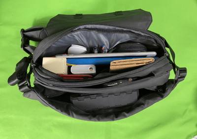 メインコンパートメント