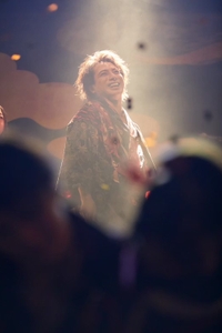 B6BvuqcC55YAFJscuwus.jpeg?w=940&h=940