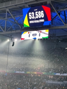 BBOI4Mlg7JGDMORdjugU.jpeg?w=940&h=940