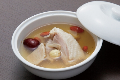 黒かしわ薬膳蒸しスープ