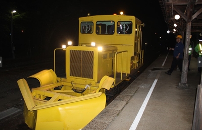 点検作業はモーターカーに乗車して行われました